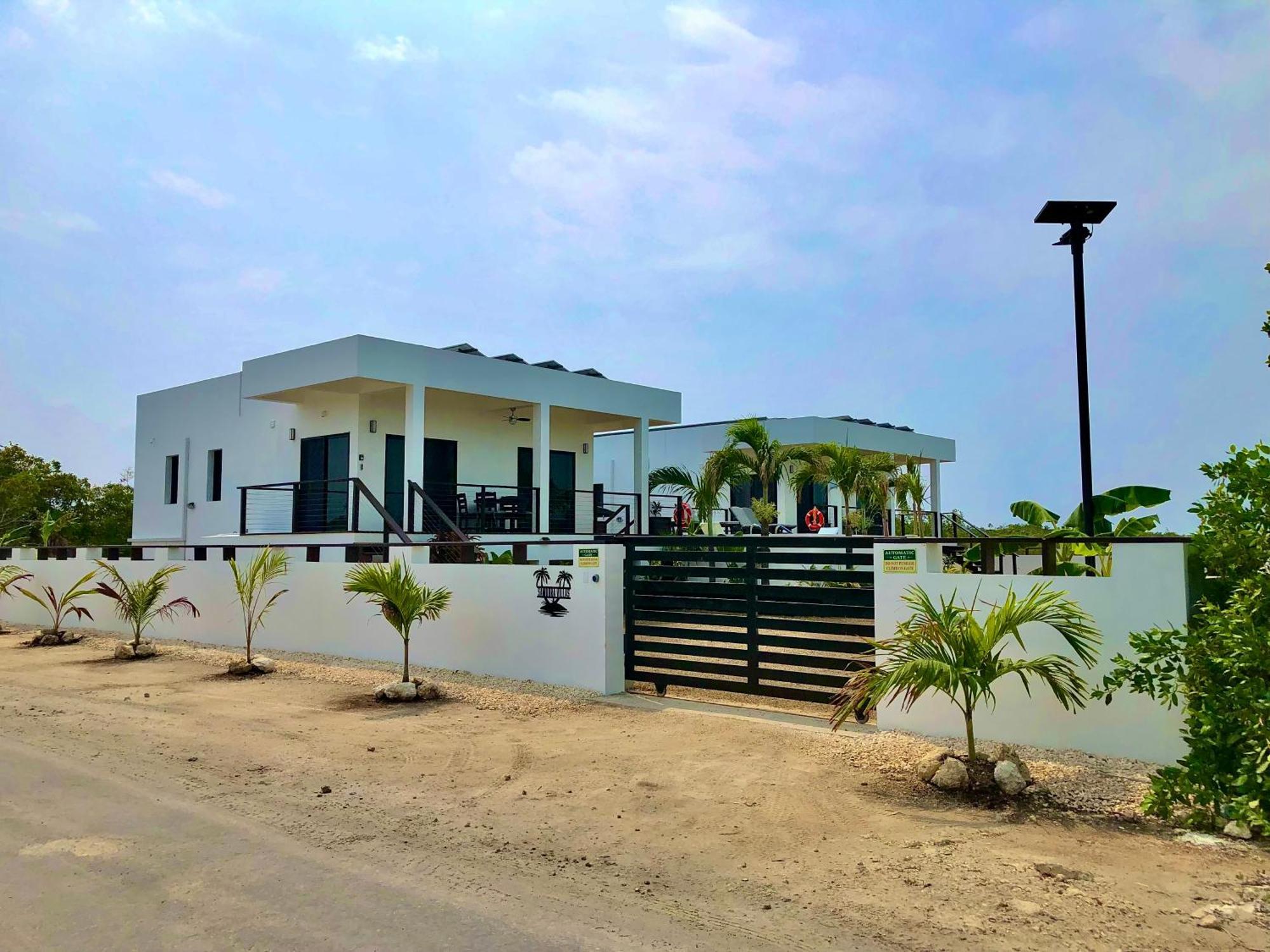 Samudra Villas 2 San Pedro  Esterno foto